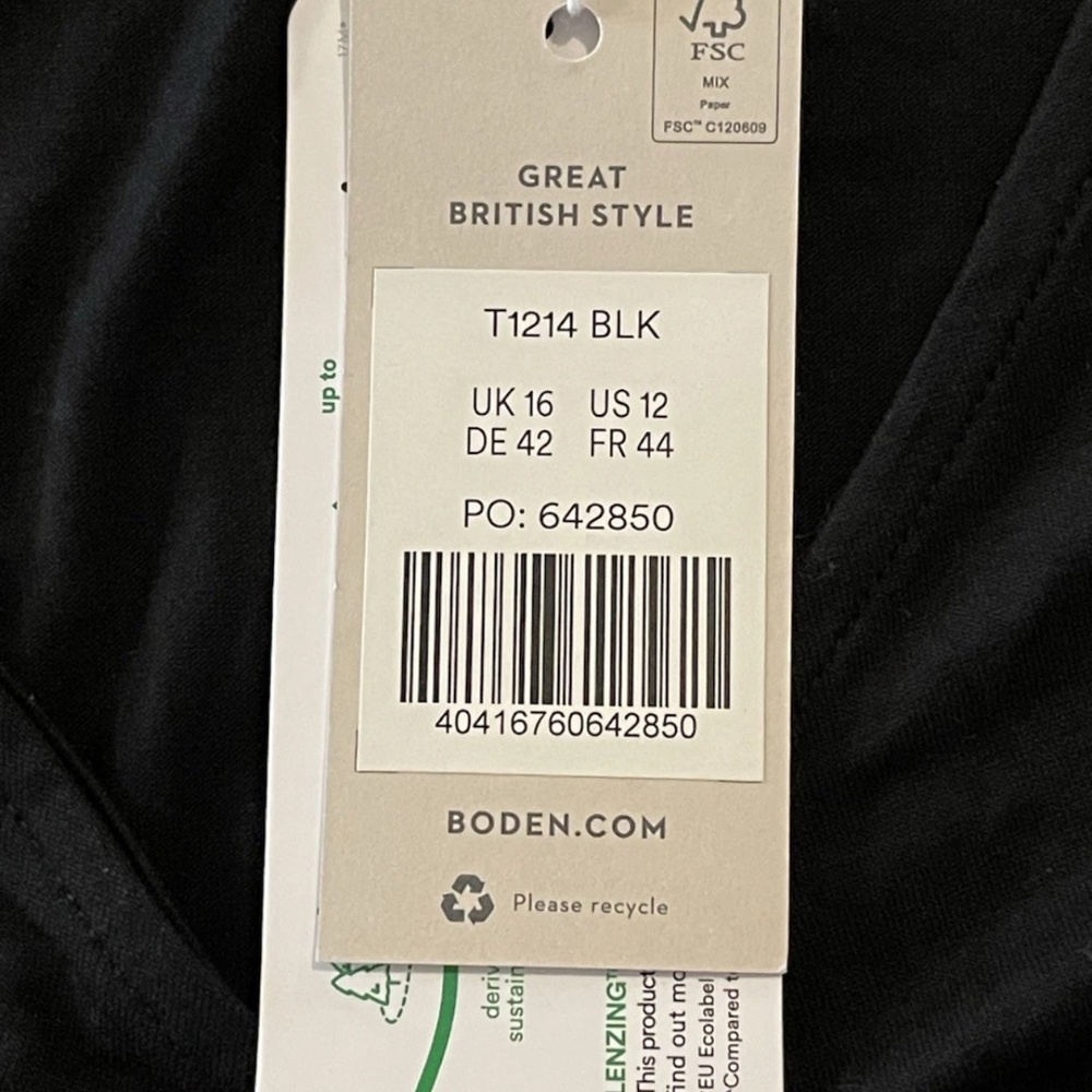 NWT Boden Women’s Black Ruched Short Sleeve Top 12 British Whimsigoth Goth - Picture 5 of 8